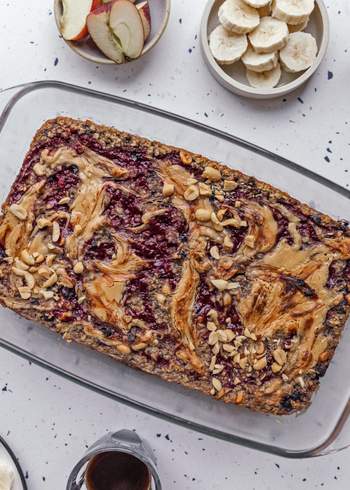 Vegan Baked Oatmeal with Peanut Butter & Jam